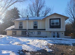 20510 S Purvis Rd, Pleasant Hill, MO 64080