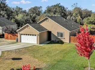 425 Springtime Ln, Red Bluff, CA 96080