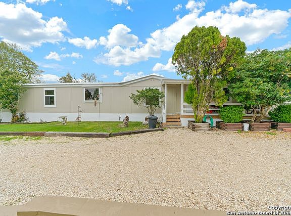2nd image of 131 Oak Valley Dr