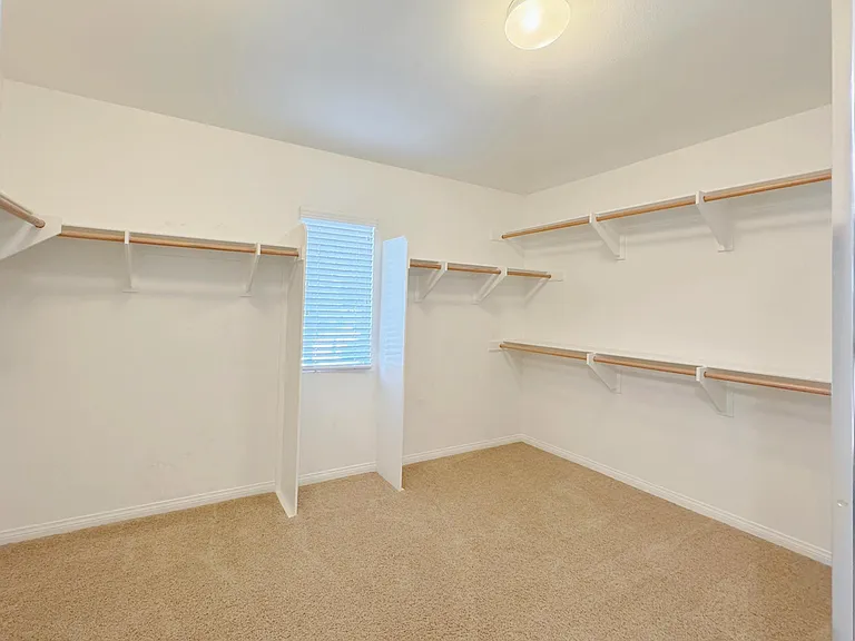 Walk in Closet