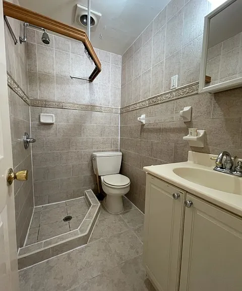 4512 11th Ave #2R — Photo 3