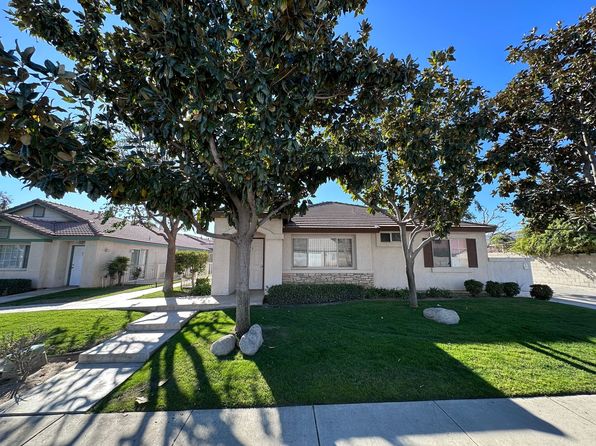 8211 Pebble Cove Ct APT A