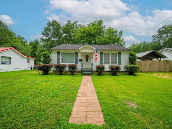 1319 Copeland St, Camden, AR 71701