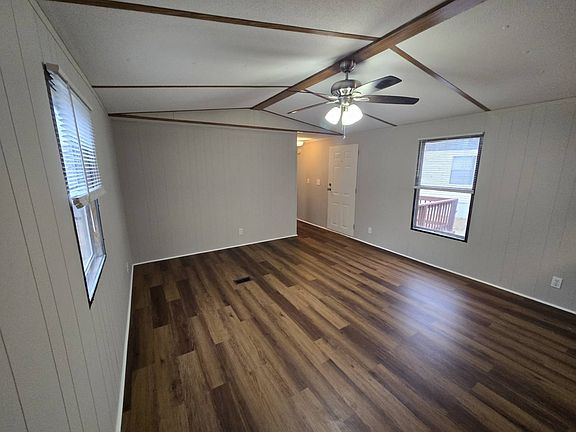 4th image of 491 Chapman Rd #88