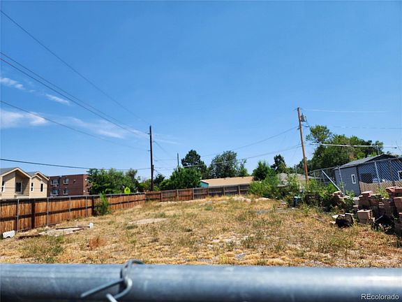 3rd image of 1392 Akron Street