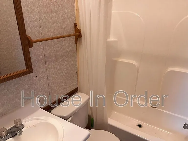 127 Crider Cir — Photo 8