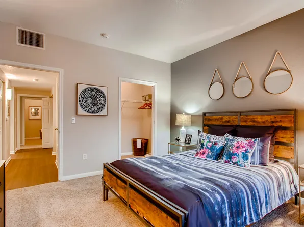 The Seasons At Horsetooth Crossing