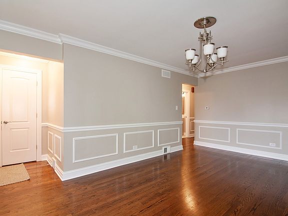 2nd image of 2611 N Mulligan Ave
