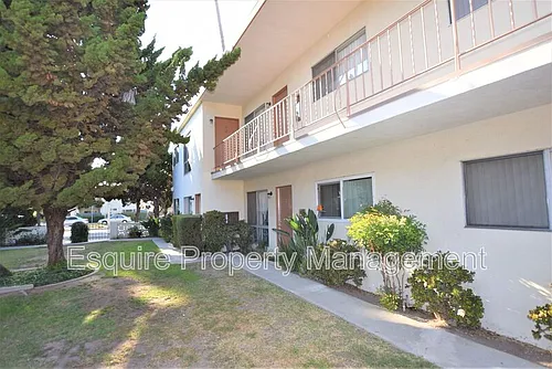 2050 N Ventura Rd Photo 1