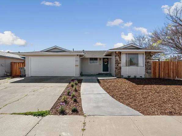 2902 Edenbank Ct, San Jose, CA 95148