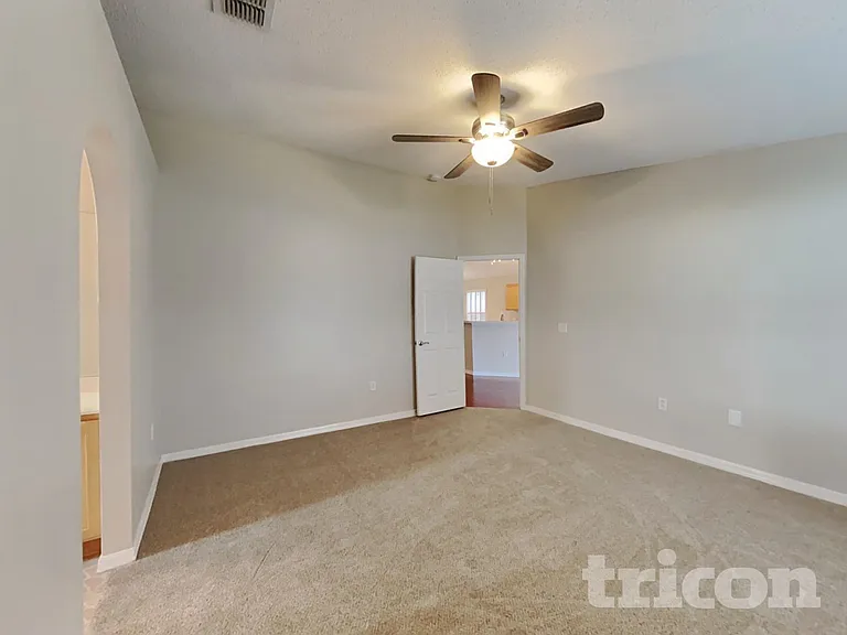 13049 Waterbourne Dr — Photo 7