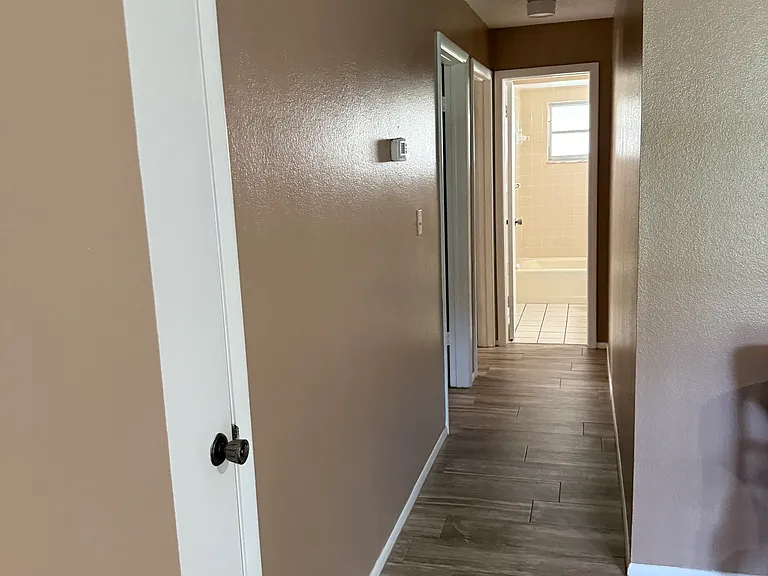 207 Belmont St — Photo 8