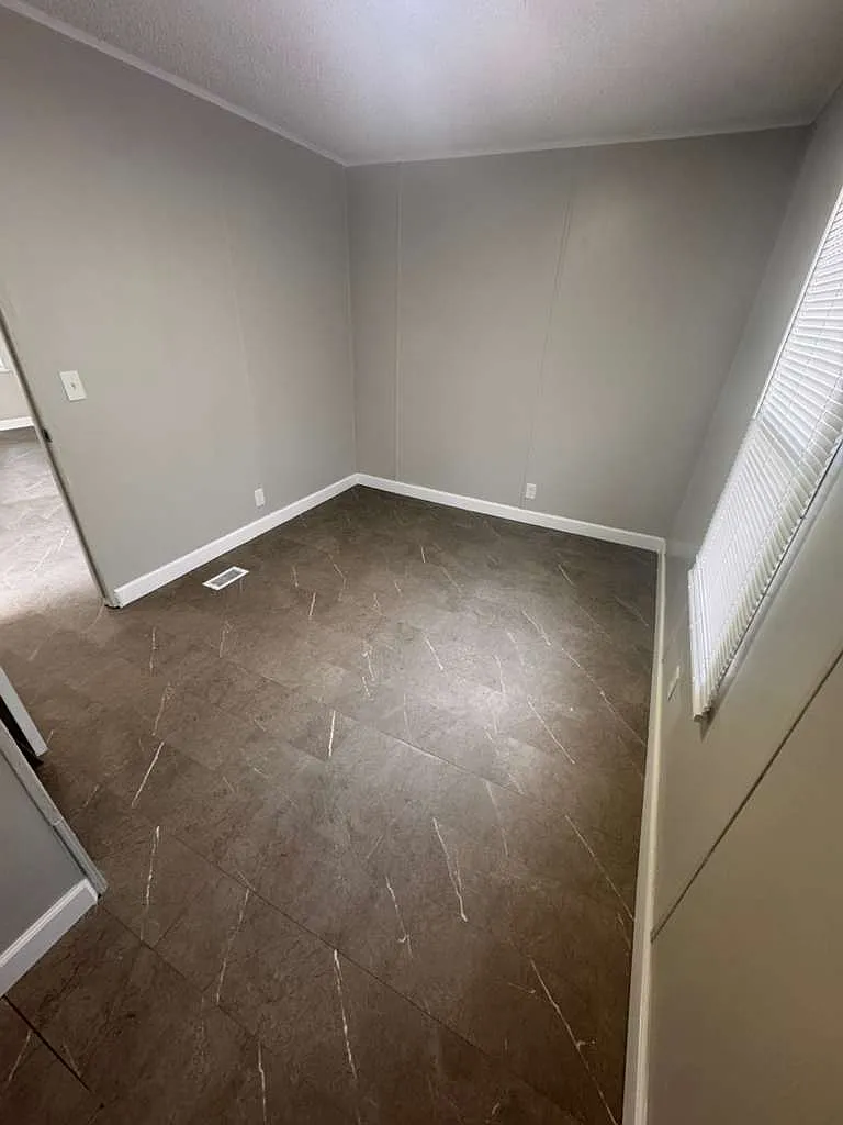 Building Photo - 25 Tignor Park Ln #25