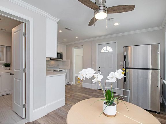 3rd image of 2404 W Fig St #2