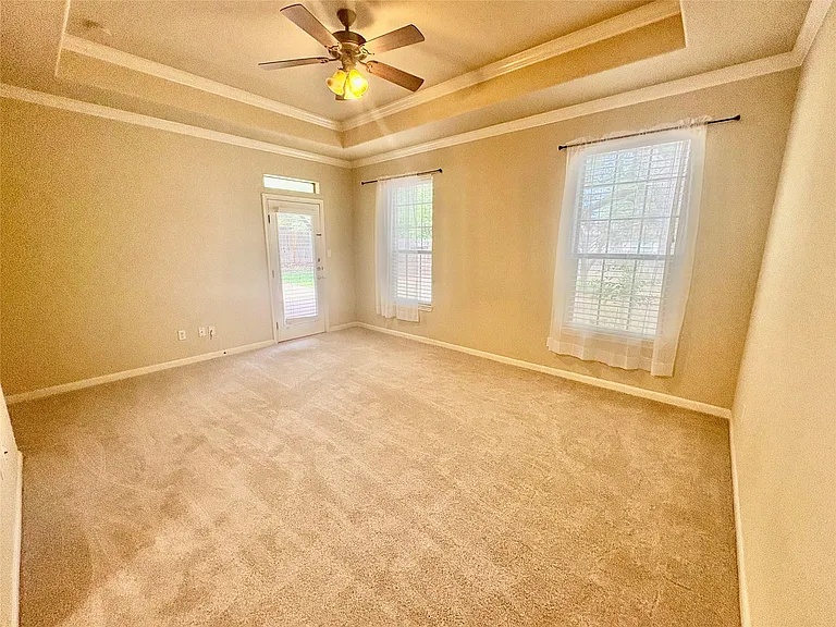 15210 Falcon Dr — Photo 18