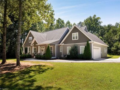 1475 Curry Rd, Kernersville, NC, 27284