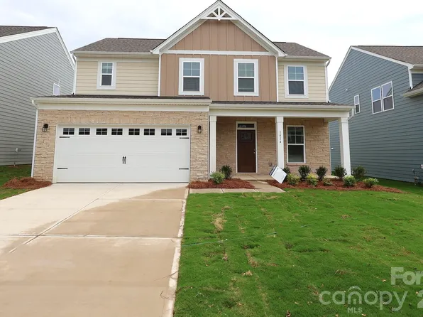 1414 Bucknell St, Wingate, NC 28174