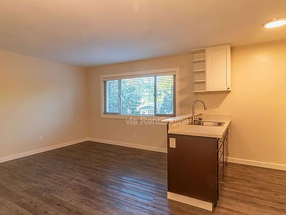 4th image of 843 N Yosemite St APT 104