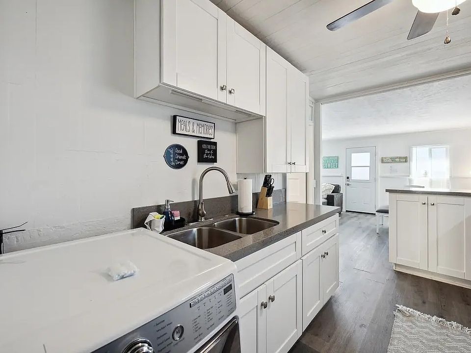 1st image of 2140 Reed Ave