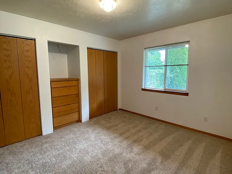 2635 Lyon St SE — Photo 12