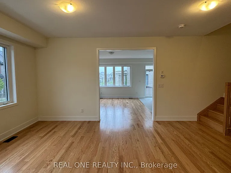 75 Robert Eaton Ave — Photo 10