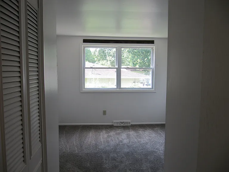 6525 Doris Dr — Photo 17