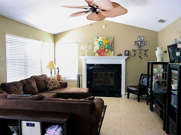 4th image of 1754 Oakbreeze Ln