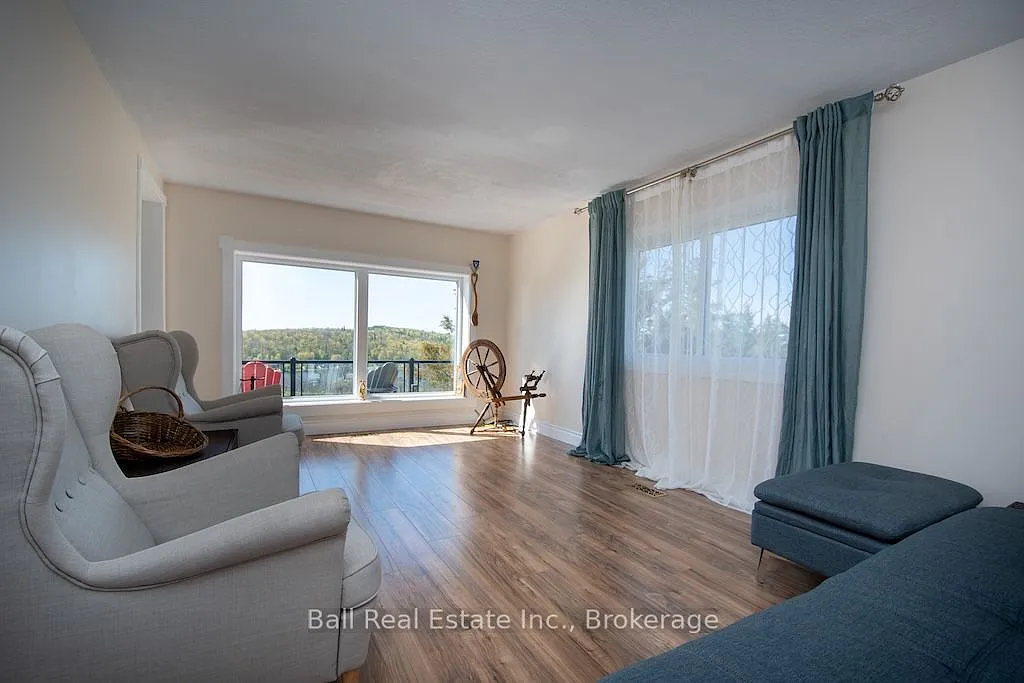 3 bed, $3,200 — Photo 3