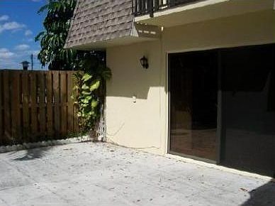 3rd image of 2881 SW 22nd Cir APT D