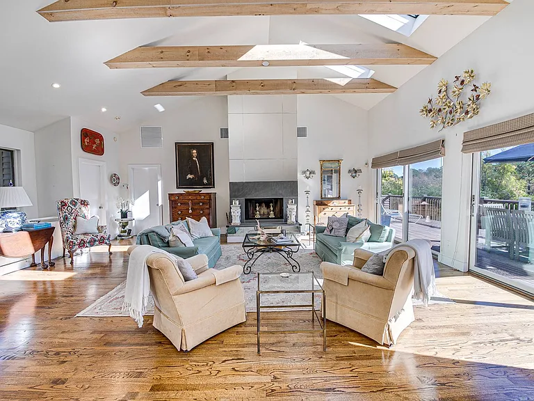4 Blackwatch Ct — Photo 13
