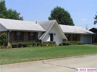 204 N Anthony St, Muskogee, OK 74403