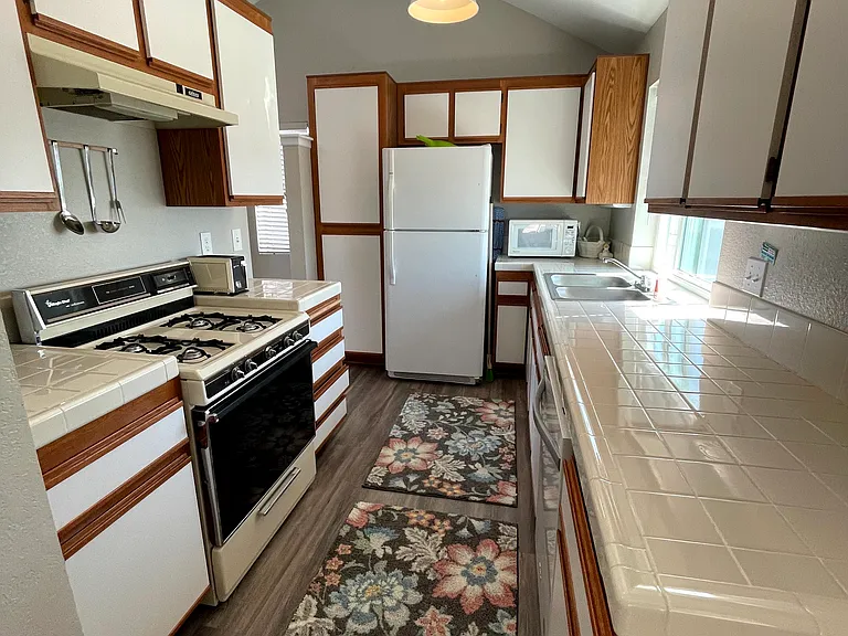605 S Myers St S #8 — Photo 9