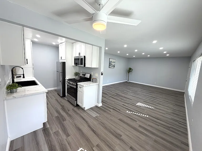 Welcome to Pacific View Apartments — Photo 23