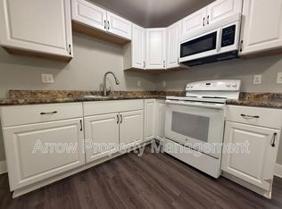 2800 P St APT 5, Lincoln, NE 68503