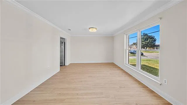 4 bed, 2.0 bath, 1544 sqft, $2,400 — Photo 4