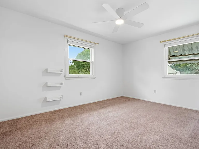 2521 Shanandale Dr — Photo 29