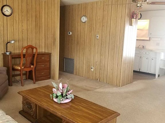 5th image of 4 Temple Cir