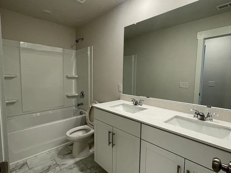 2458 Williams Ridge Dr — Photo 25
