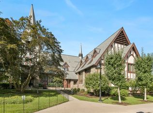 201 Freeman St #A71, Brookline, MA 02446