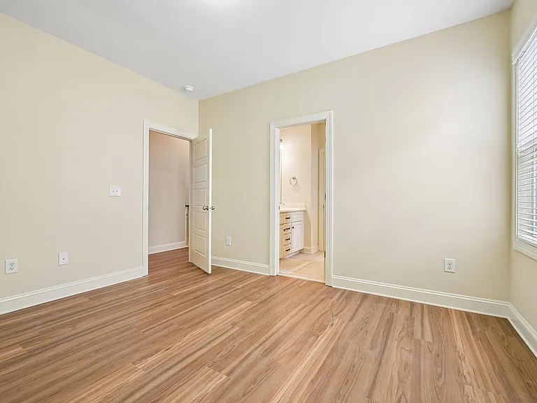 808 Laurel Garden Way — Photo 33