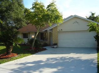 32 Blairsville Dr, Palm Coast, FL 32137