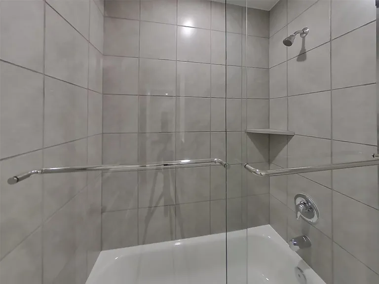 22710 Terrazzo Dr — Photo 12