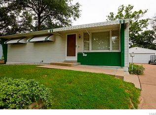 9904 Hacker Pl, Saint Louis, MO