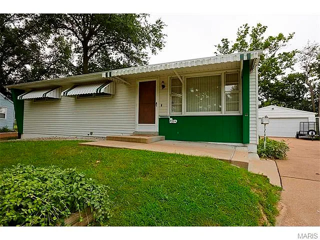 9904 Hacker Pl photo 1