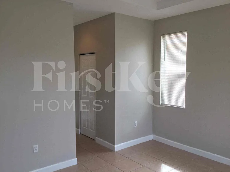 10773 SW 245th St — Photo 15