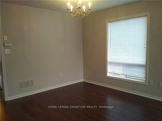 930 Gazley Cir — Photo 4