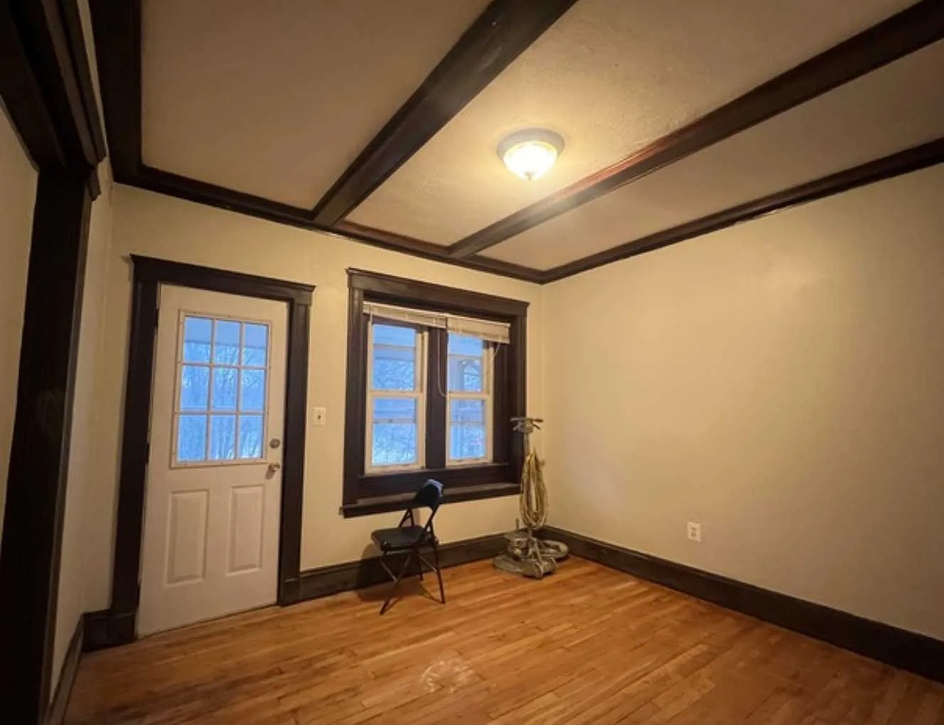 4 bed, $4,000 — Photo 1
