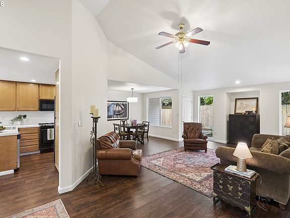 5th image of 7137 NE Jessup Ct