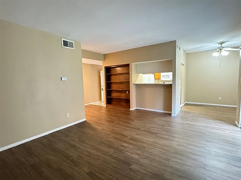 6500 Harbor Town Dr #3401 — Photo 7