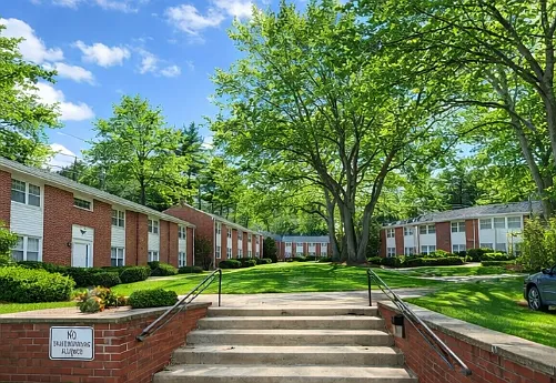 Sycamore Gardens